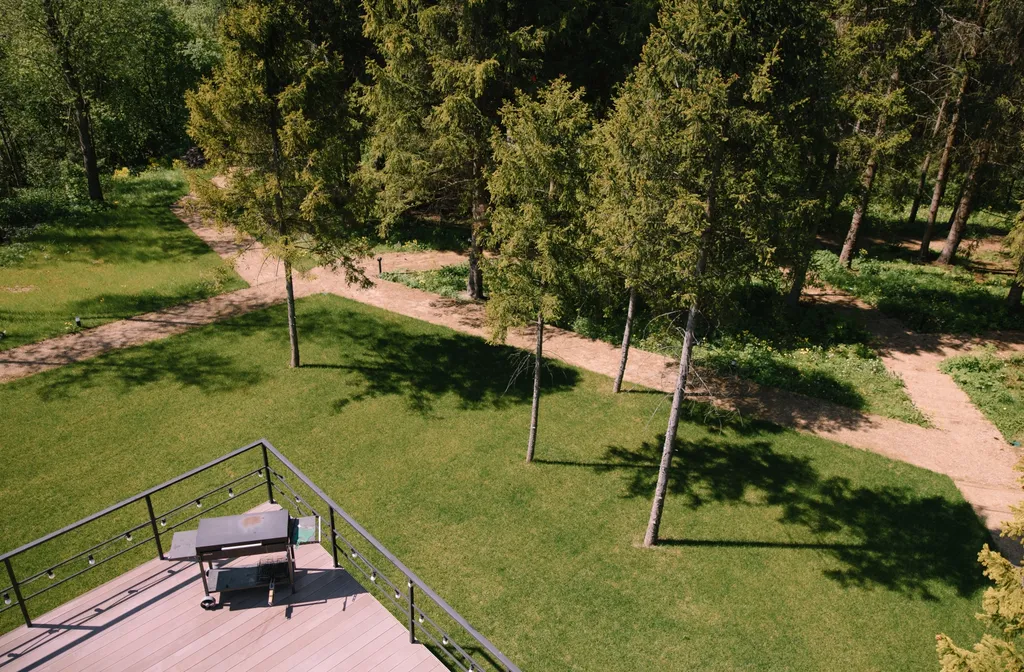 Дом из металлических морских контейнеров