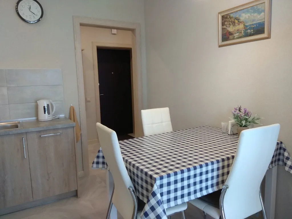 Новая квартира у Нахимовского училища