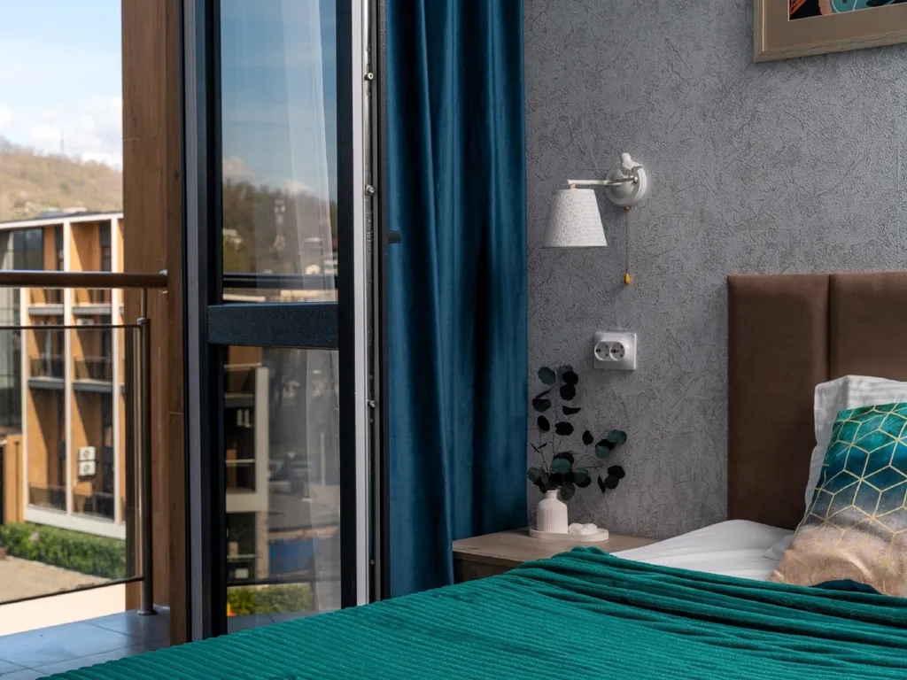 Апартаменты семейные в комплексе бизнес класса с бассейном