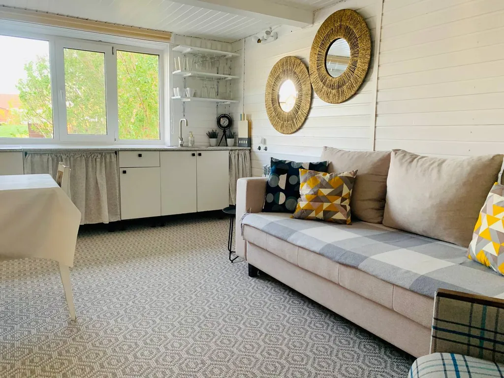 Дом у озера