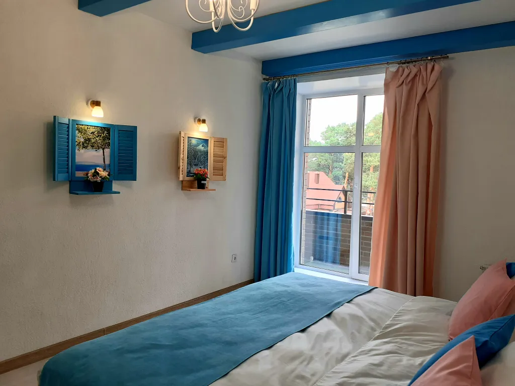 Стильная квартира в лесу у моря