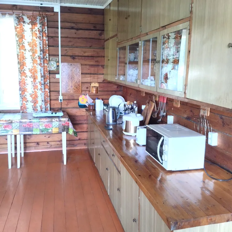 Дом на берегу озера