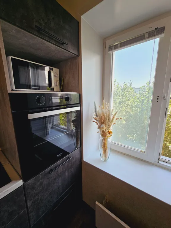 Уютная квартира с огромной кроватью на Металлургов