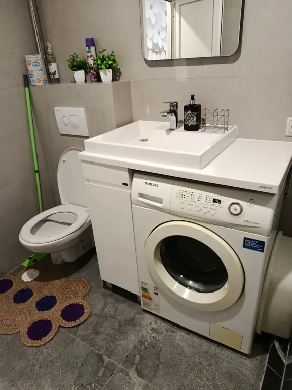 Двухкомнатная квартира у моря с видом на горы