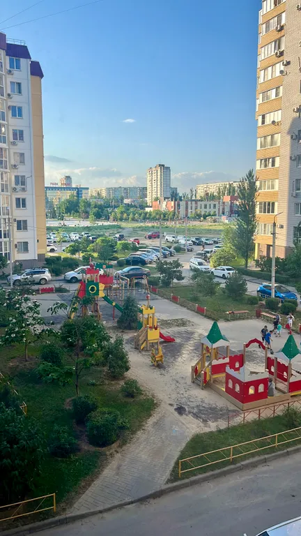 Квартира Огромная трехкомнатная квартира у Паркхауса — Волгоград