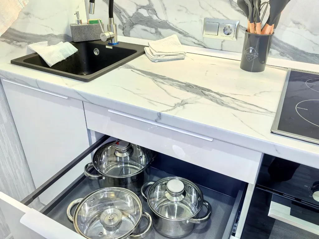 Новый уровень комфорта: стильный интерьер+ безопасный двор