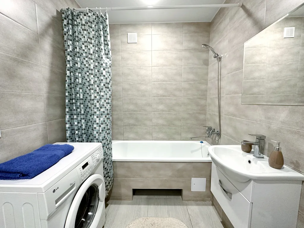 На высоте - шикарная студия в центре у 2 вокзалов