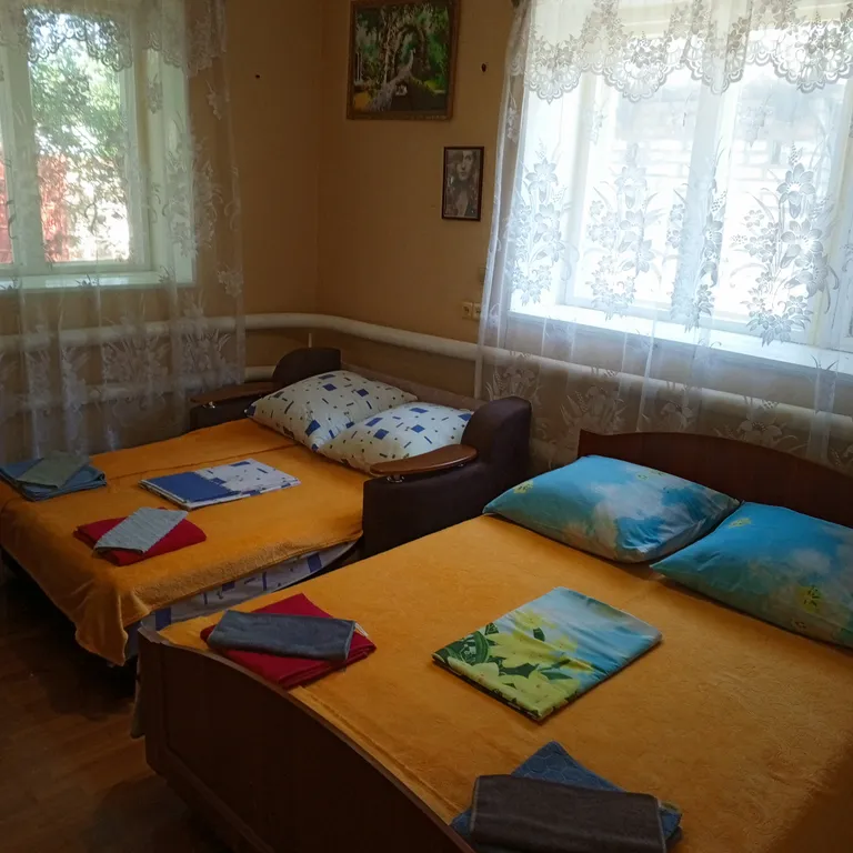 Гостевой домик Смайлик, по пути на море, р-н парка Лога