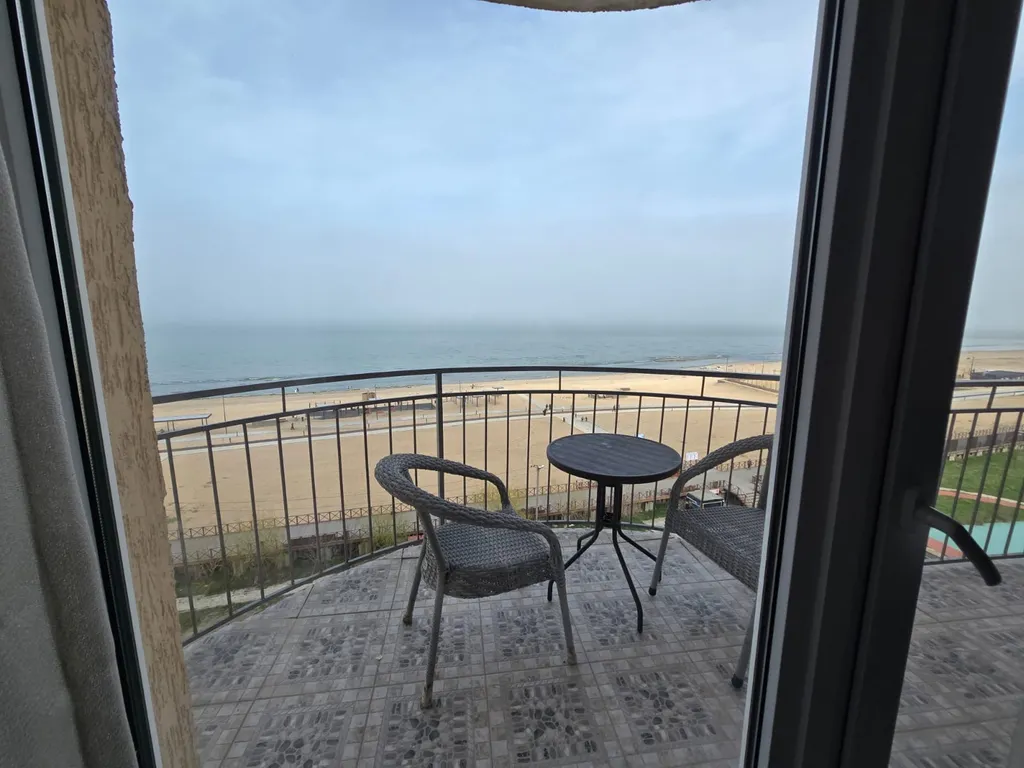 Шикарная новая квартира у моря, на первой береговой линии