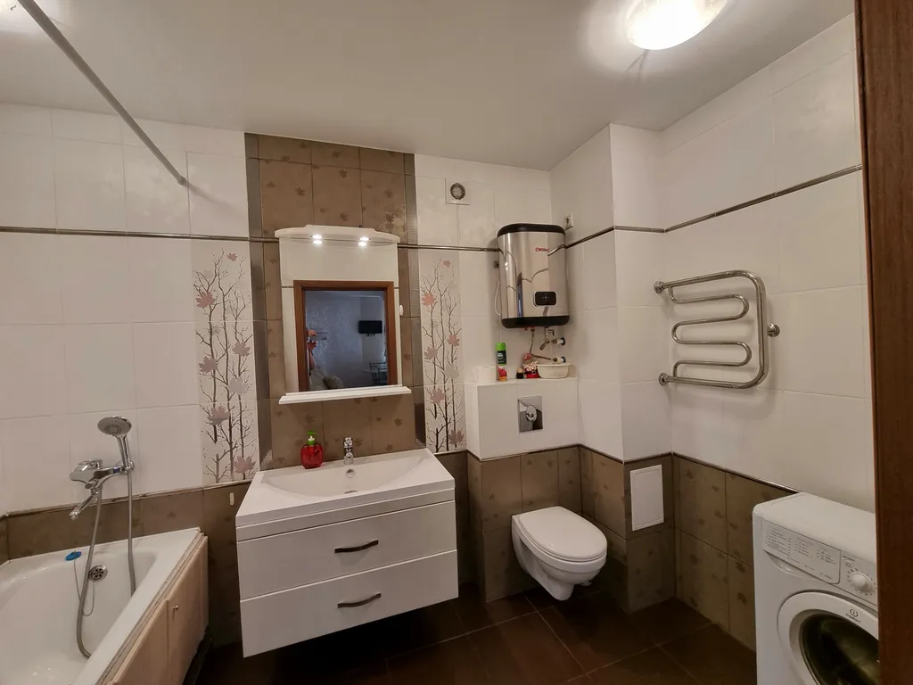 Просторная, современная евро 3-комнатная в центре города