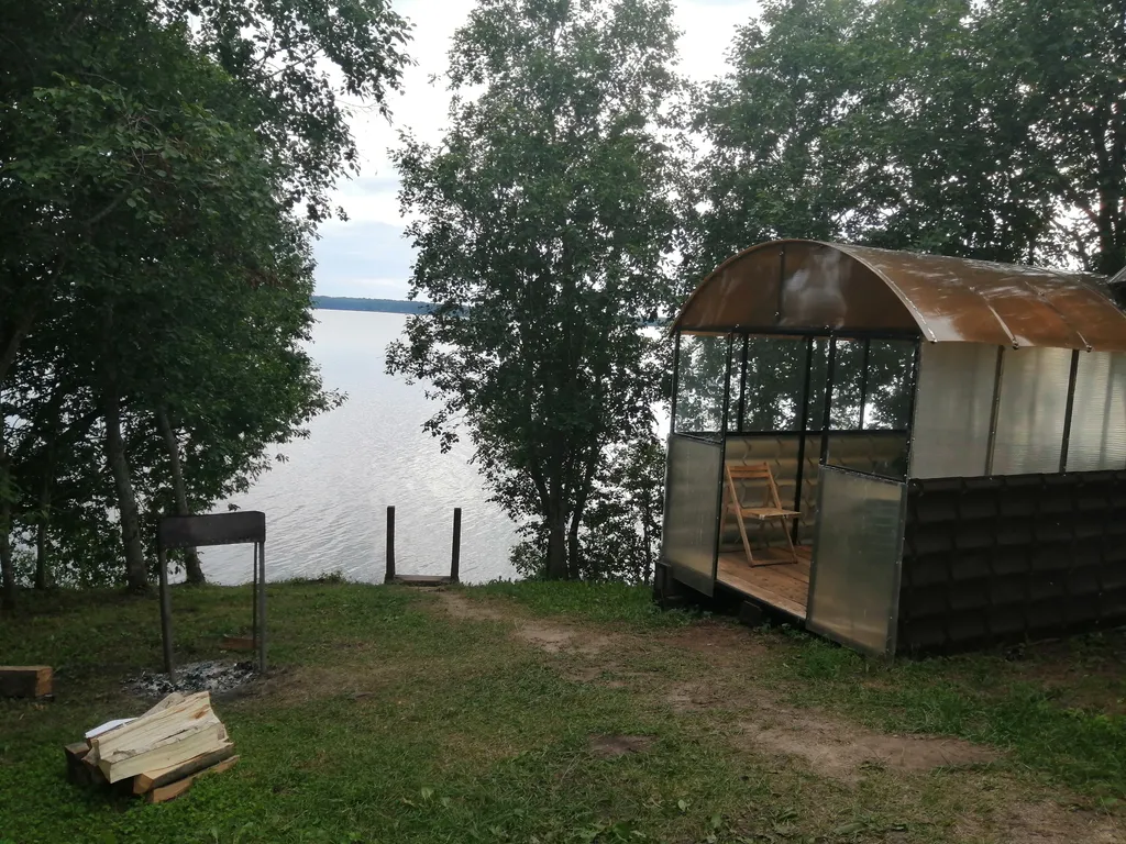 Коттедж Дом на берегу озера Волго с собственным пирсом — Ланино