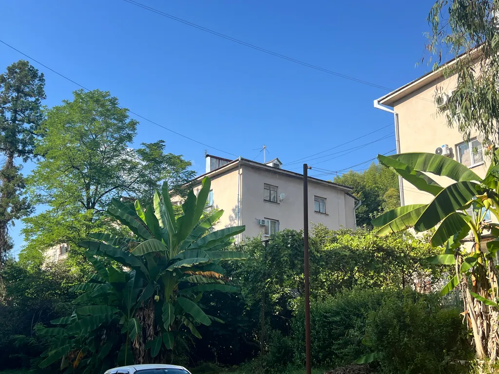 Квартира у песчаного пляжа в Сухуме