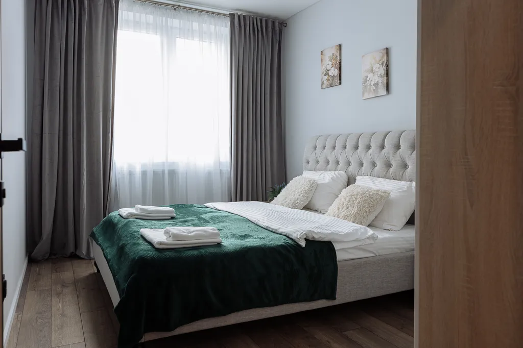 Просторная квартира в 2 минутах от моря — аренда посуточно в Пионерский