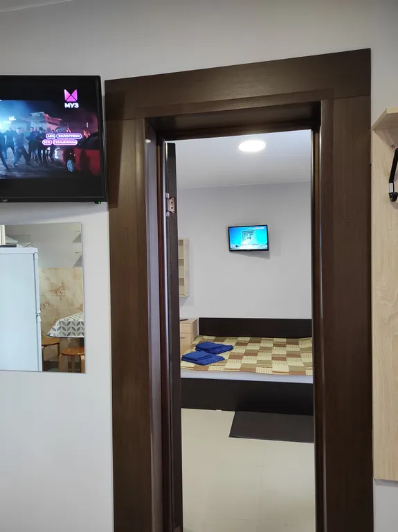 Квартира Luxe-евродвушка - в частном подворье, до 6-ти мест