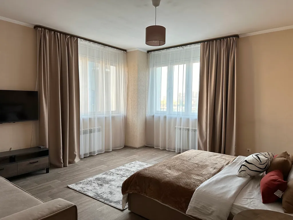 Квартира Уютная квартира, напротив ТЦ Планета — Красноярск