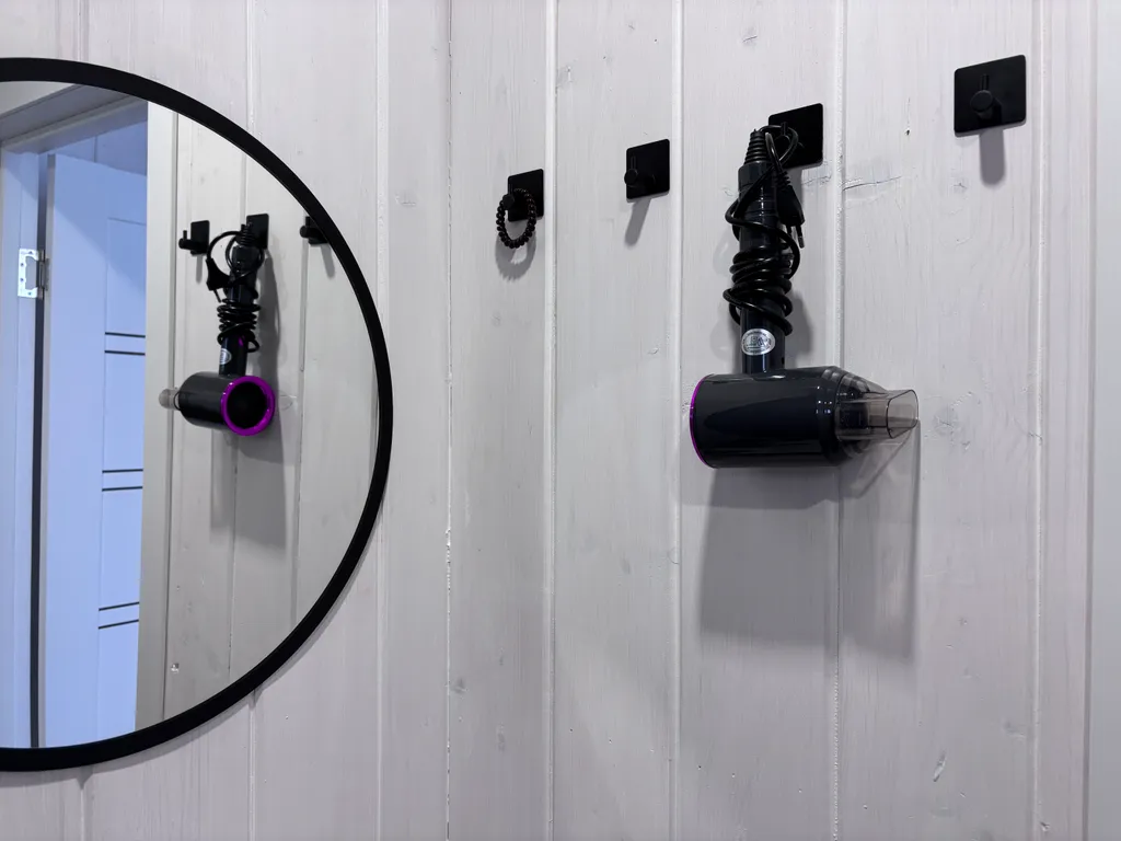 Уютный новый дом с сауной включена в стоимость и видом на озеро и лес