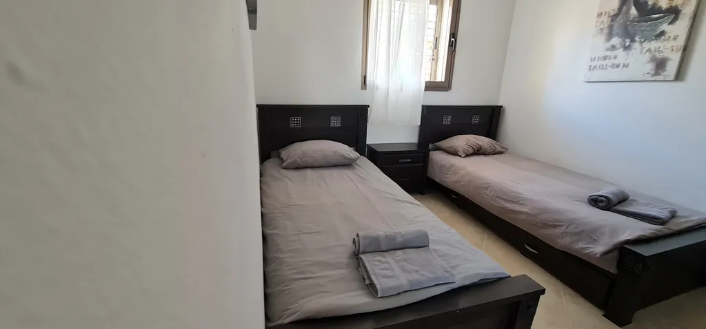 Квартира с чястном бассейном