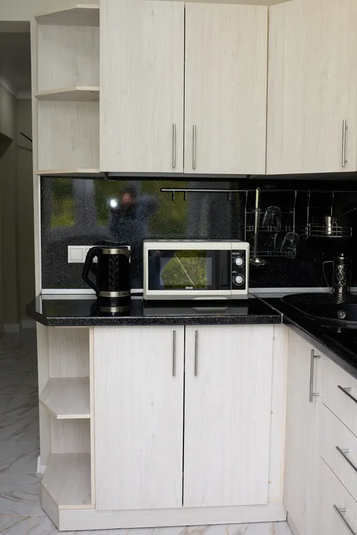 Апартаменты класса люкс с видом на море и горы в центре города