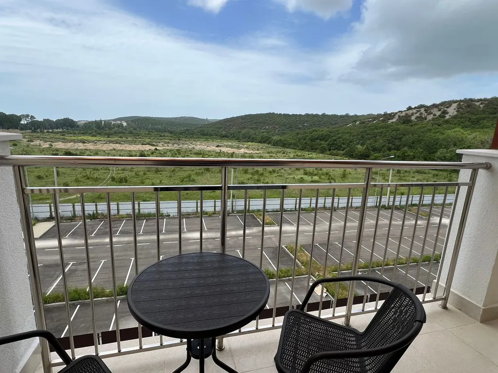 Евродва с бассейнами