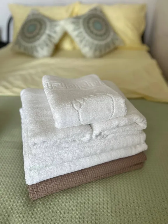 Студия в стиле Прованс в комплексе с бассейном, Долина Сукко