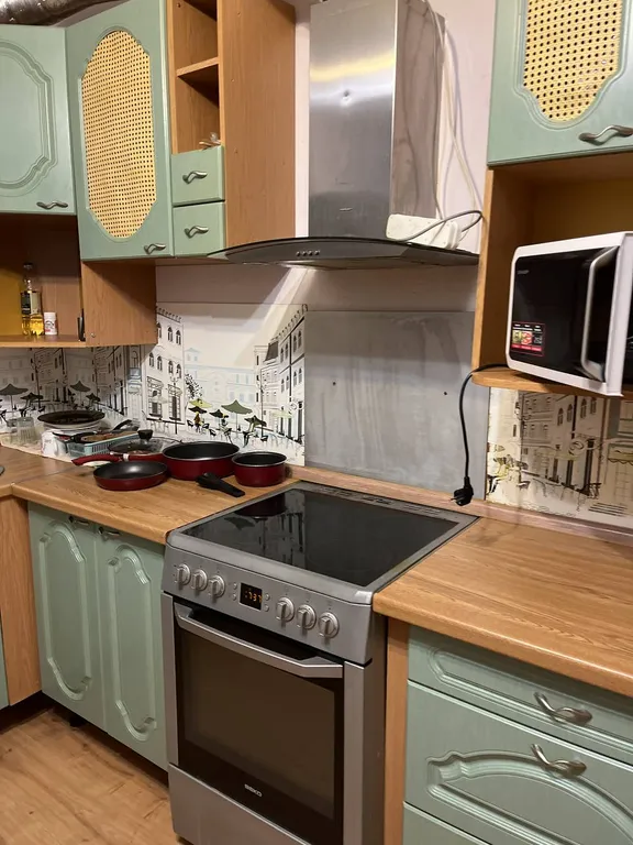 Квартира Просторная квартира с 2-изолированными комнатами и большой кухней — Санкт-Петербург