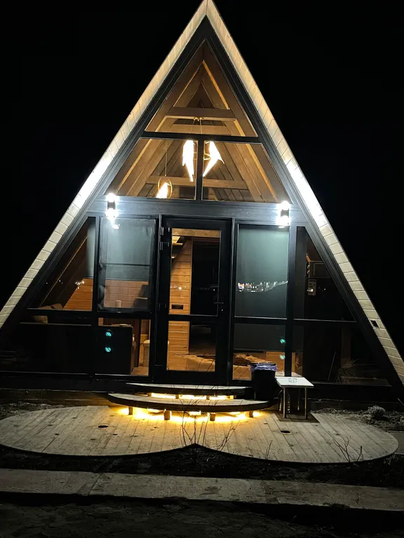 А фрейм дом шалаш