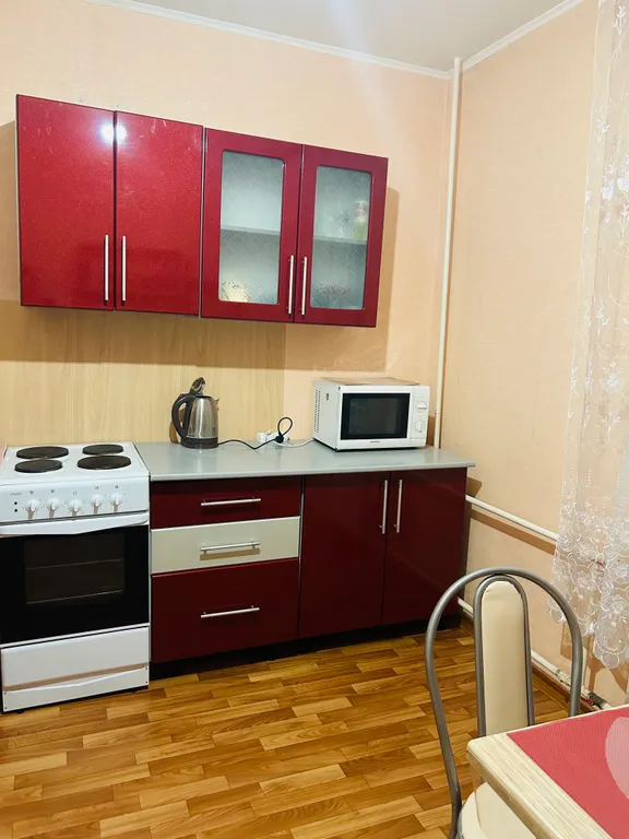 Чистая уютная квартира с видом на Знаменскую рощу