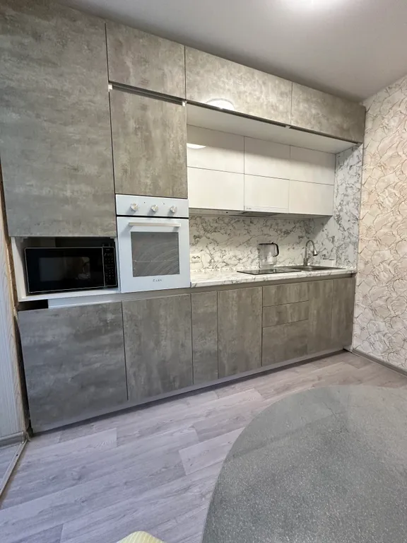 Квартира в центре Первой речки с видом на океанский проспект — аренда посуточно в Владивосток