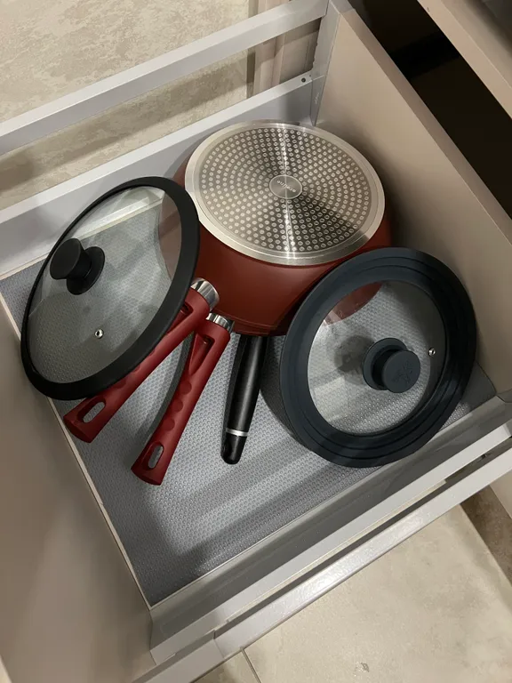 Только что отремонтированная квартира ждёт первых гостей