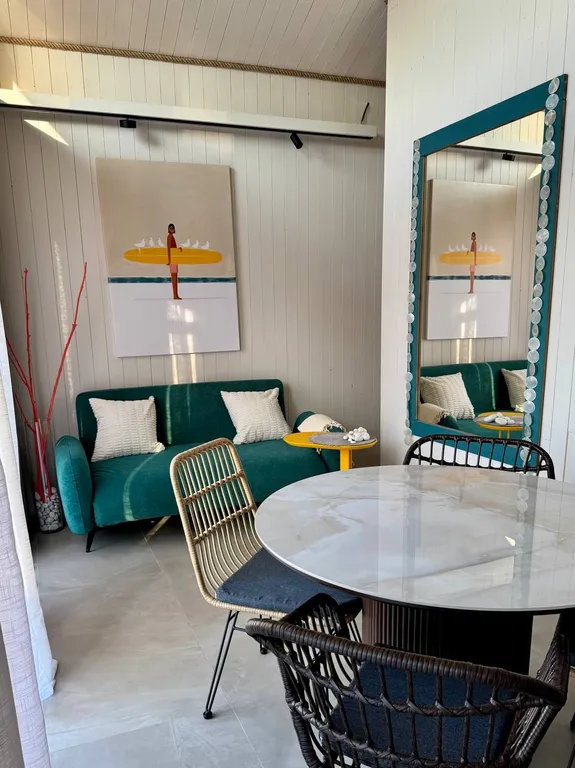 Дом в Абхазии у Черного моря (На волне)