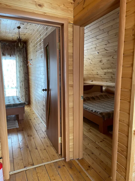 Теремок в горах бревенчатый дом и баня