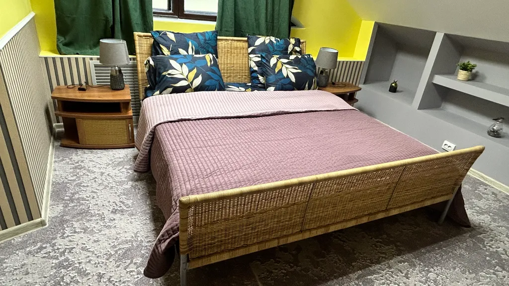 Двухкомнатная мансарда в центре Нижнего