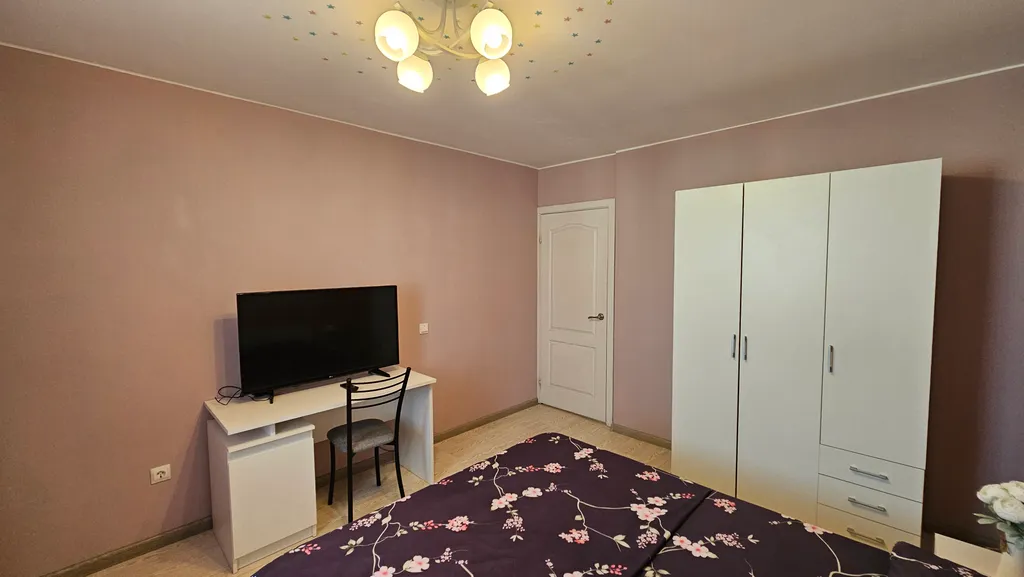 Квартира Квартира Отличная трёшка в одном из лучших районов города — Краснодар