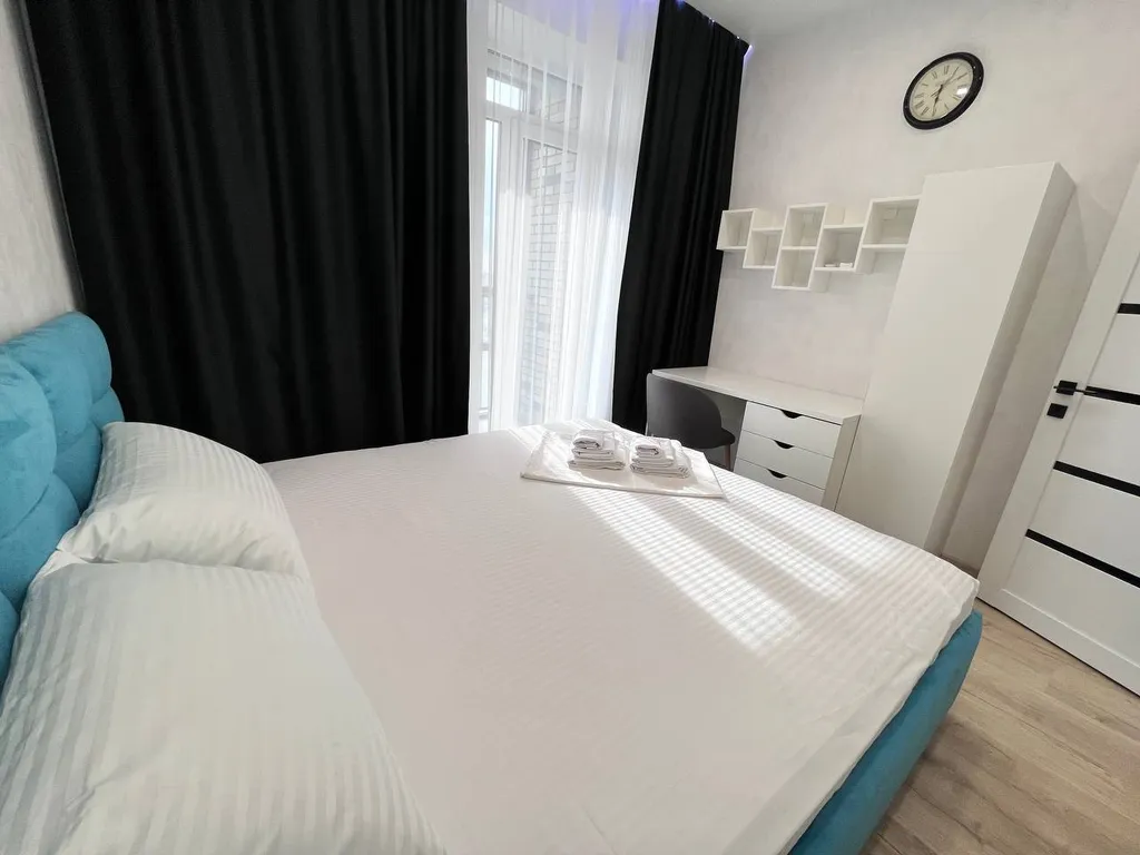 Высокий этаж, красивый вид новая квартира метро — аренда посуточно в Новосибирск