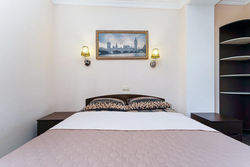 Дом с бассейном