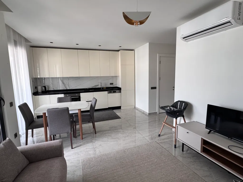 Большая квартира с видом на горы со всей инфраструктурой