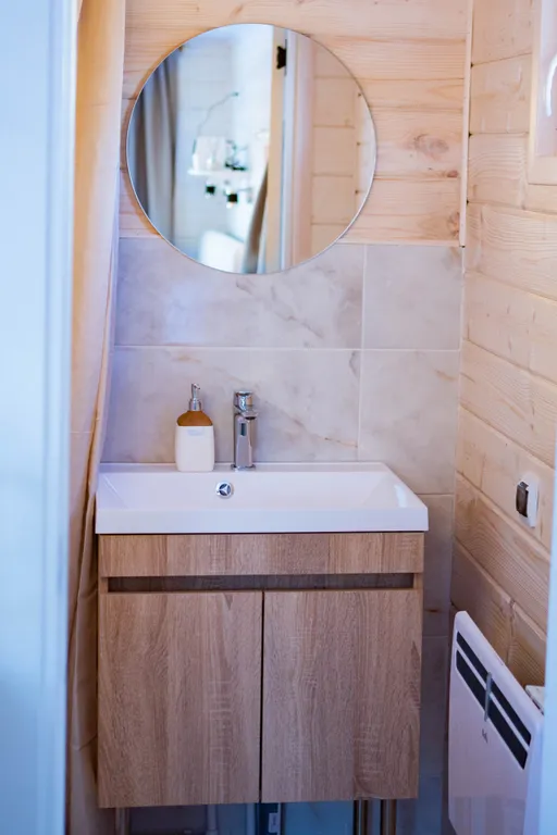 Домик в соснах