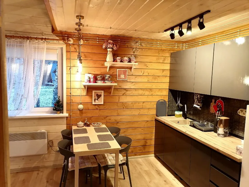 Дом с антресолями, душевное место