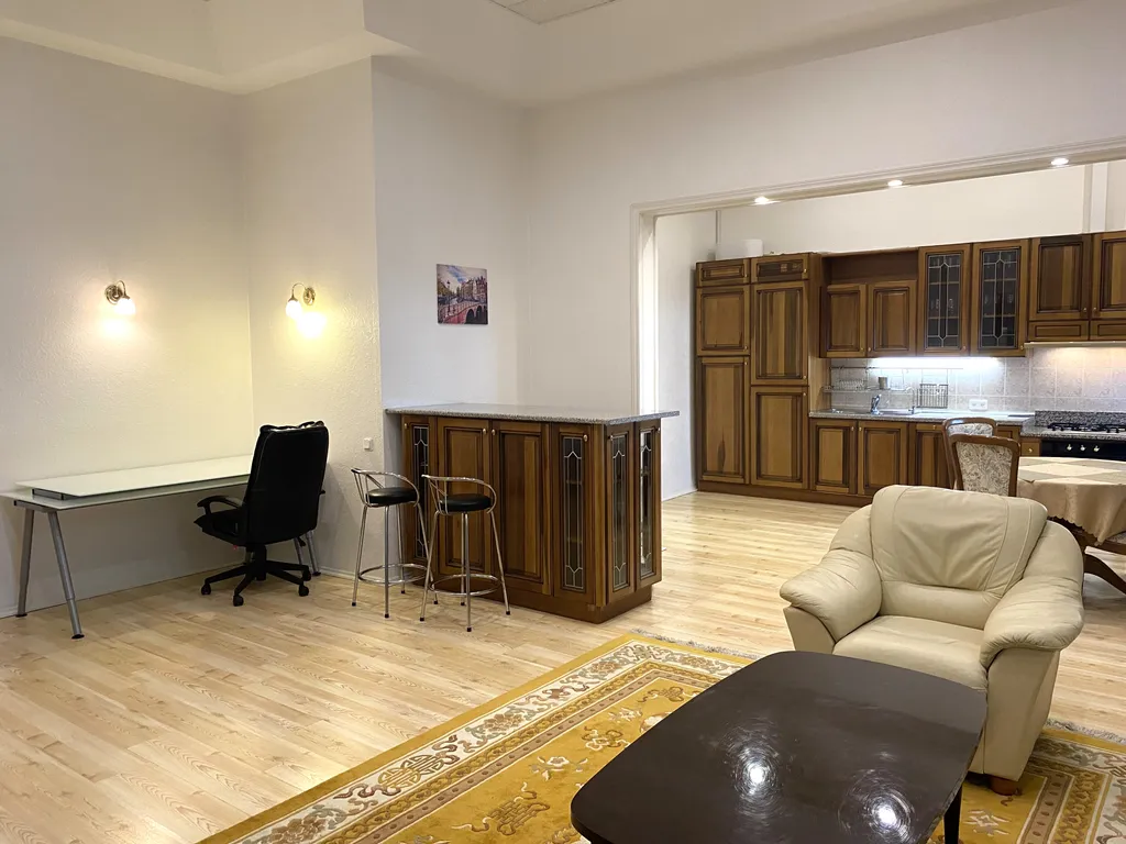 3-комнатная Квартира