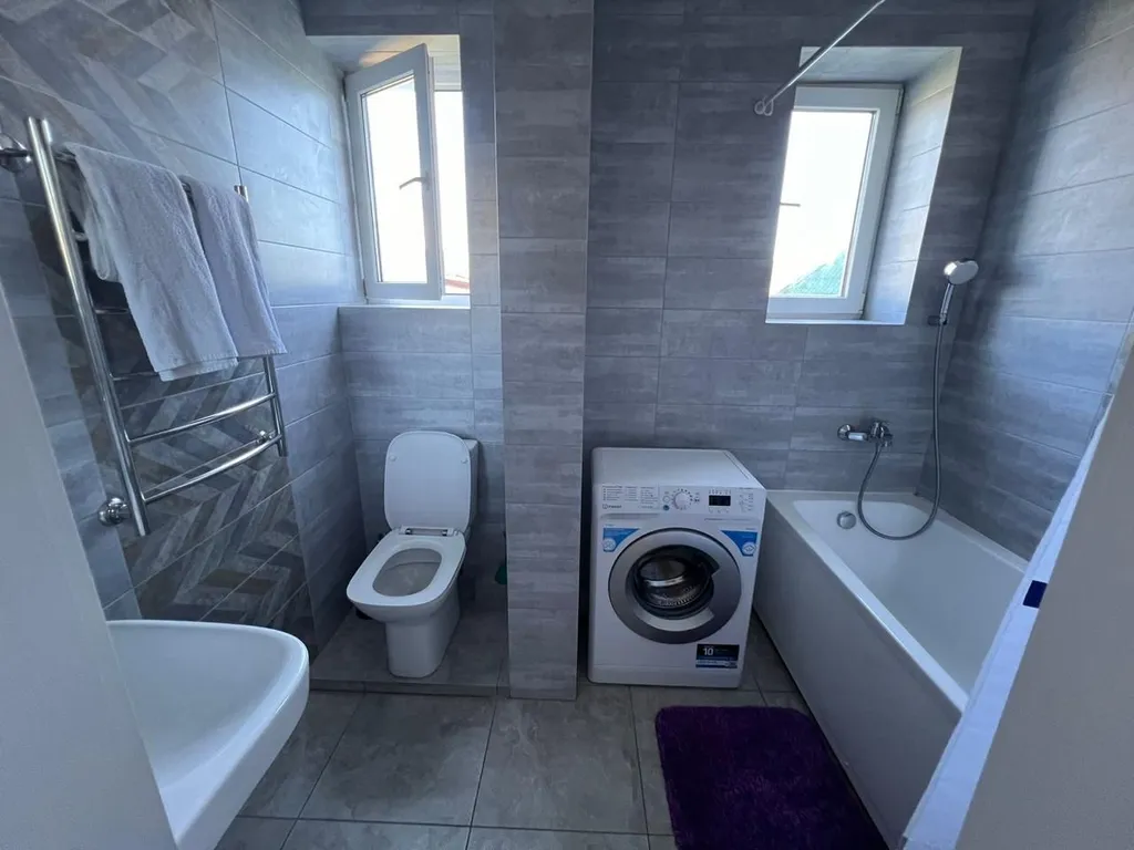 Квартира 2-комнатная Квартира — Адлер