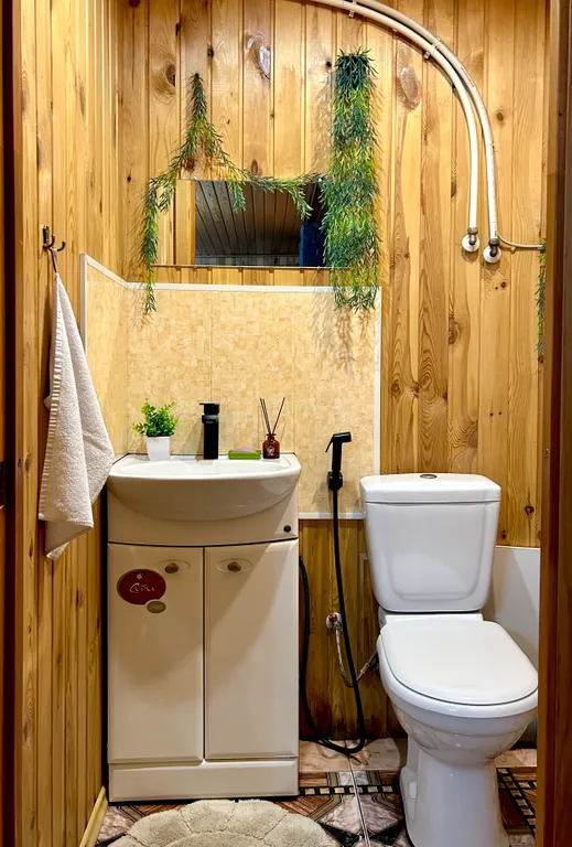 Большой коттедж с камином Гнездо