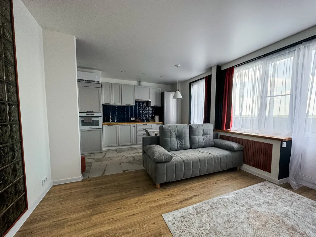 Квартира у пруда