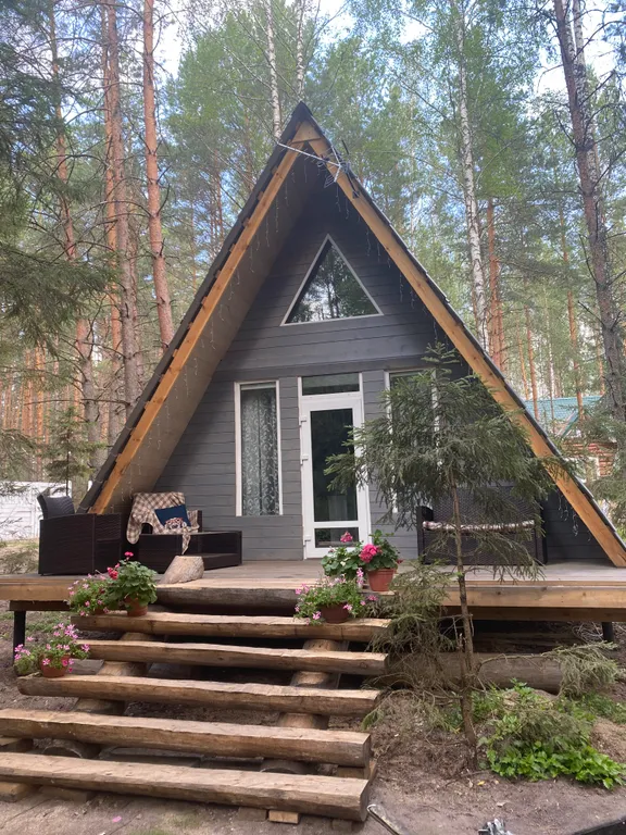 Уютный домик в нацпарке для 2-4 человек в лесу на берегу реки Пра