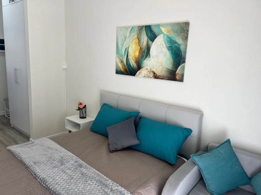 128 студия с бассейном на 3 человека