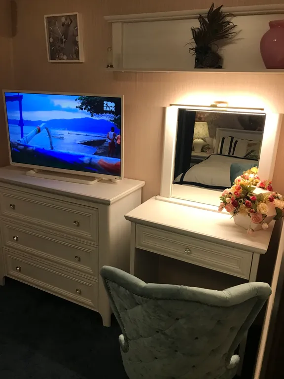 Уютный дом на набережной