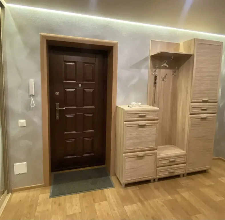 Уютная квартира рядом с аэропортом Толмачёво и Экспоцентром