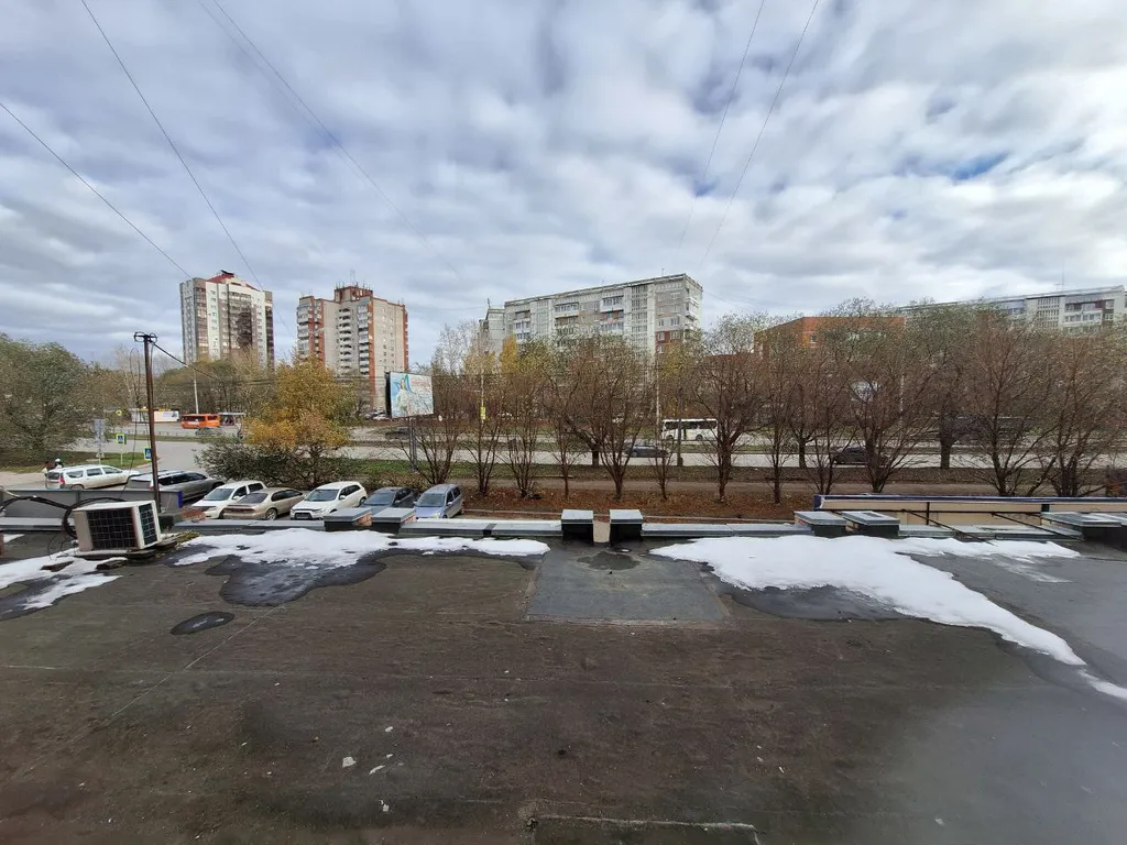 Квартира рядом с СК Юпитер и Кристалл