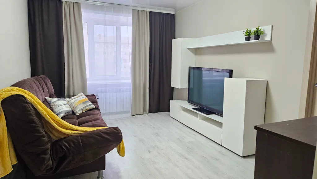 Квартира 3-комнатная в центре города — аренда посуточно в Серов