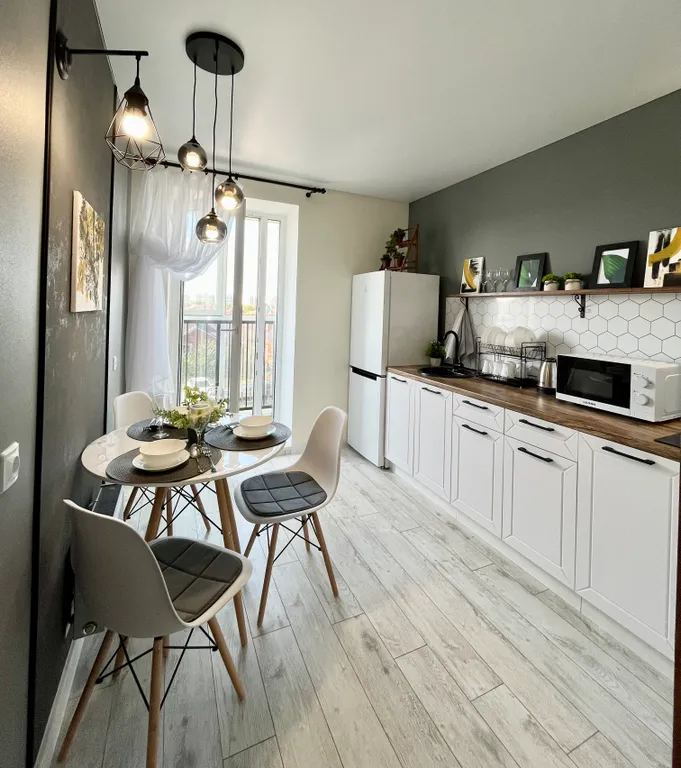 Дизайнерская квартира при въезде в город