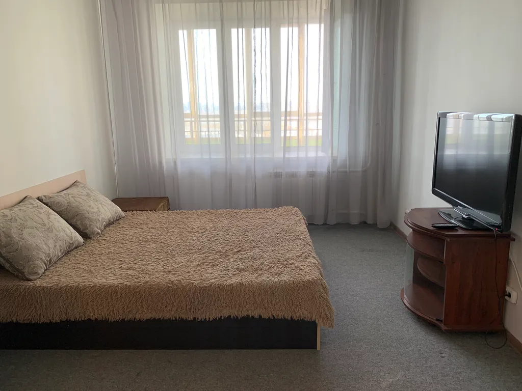 Квартира Квартира Однокомнатная в современном ЖК Универс, до СИБГАУ 15 минут пешком — Красноярск